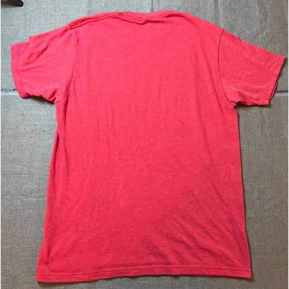 Levis TShirt Levi Strauss and Company Red Levi's short sleeve t-shirt Mens Small - Picture 2 of 4